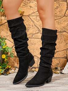 2026秋冬季：搭配紧身裤的理想之选；女士时尚尖头荷叶边高跟靴；粗跟款式 - 黑色 - 查看 4