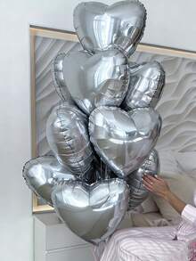 10pcs 18-Inch Silver Heart Shaped Aluminum Foil Balloons, Suitable For Wedding, Birthday, Anniversary, Valentine's Day Decoration, Indoor Room Decor - Silver - View 4