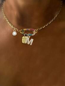 1条A-Z 26字母项链，彩色钻石椭圆扣链，配金色珠子，不锈钢链，独特优雅风格 - 金黃色 - 查看 28