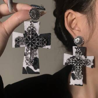 A Pair Of European And American Style Sweet And Cool Cross Earrings, Hip-Hop Punk Earrings, Women's Party Jewelry Accessories