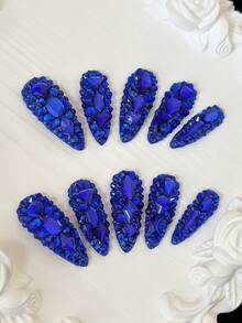 أظافر اللوز مصنوعة يدويًا من نوع Y2K مع أطراف شفافة ، وأحجار الراين الزرقاء وتصاميم ثلاثية الأبعاد لامعة كاملة التغطية - أظافر اصطناعية كاملة مزينة بالبريق DIY ، أظافر مزيفة للحفلات والأنشطة الخارجية والشاطئ واليومية والعطلات والتجمعات والعمل والمناسبات الخاصة - 10 قطع/كيس - الأزرق - مشاهدة 5