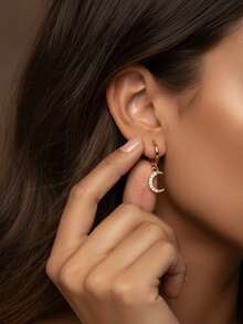 1 Pair Elegant Crescent Moon Shaped Rhinestone 925 Sterling Silver Earrings, Suitable For Daily Wear, Parties, New Year, Birthday, Valentine's Day Gifts - Moon Diamond Earrings - View 4