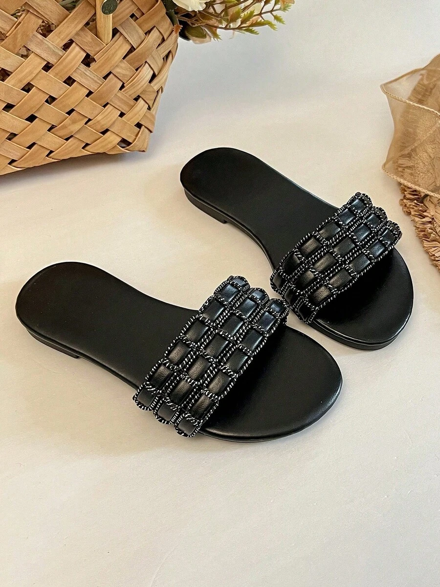 1双女童编织串珠PU皮防滑露趾平底奢华风凉鞋，适合儿童节舞台表演、生日服装搭配和夏季派对场合