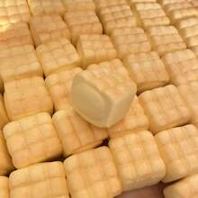 New Slow Rebound Squeeze Toy, 9-Grid Mini Bread With Cream Filling, Soft Squeezing Toy, Creative Squeeze Stress Relief Prop For Teenagers, Holiday Gift, Gag Gift, Prank Prop