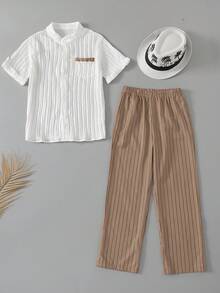 2 件套男童夏季短袖衬衫和条纹裤套装，休闲度假装