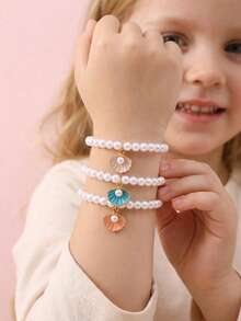 1件优雅白色仿珍珠手链，配合金贝壳吊坠，适合派对、约会等场合佩戴的珠宝配饰 - 白色 - 查看 1