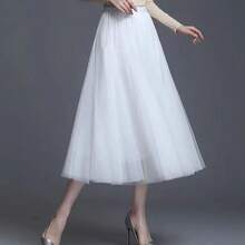 Eine hochtaillierte Damen-Rock, ein einteiliger Taft-Unterrock, ein 4-lagiger Tüllrock, ein voluminöser Rock, ein plissierter Rock, ein bodenlanger ausgestellter Rock, ein Rock geeignet für Sommer und alle Jahreszeiten - Mehrfarbig - Übersicht 3