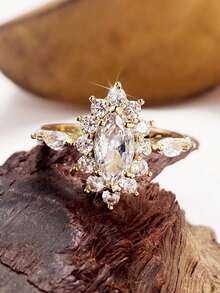 1枚精美立方氧化锆戒指，适合作为情人节礼物、结婚礼物、订婚礼物、周年纪念礼物或女士派对配饰。 - 金黃色 - 查看 3