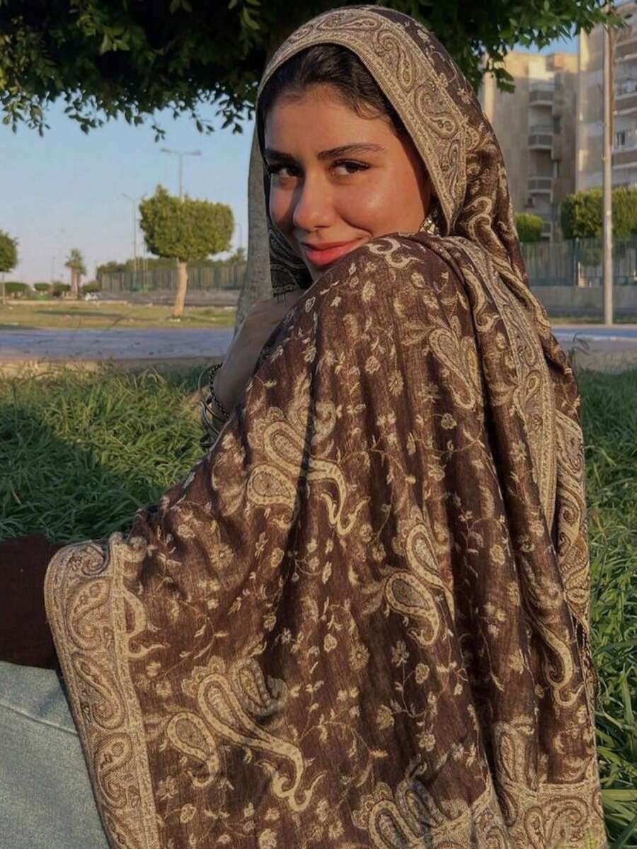 1pc Women's Bohemian Vintage Paisley Jacquard Cashmere Scarf, Casual Elegant Sunscreen Shawl, Suitable For Daily Wear - Dark Brown - View 1