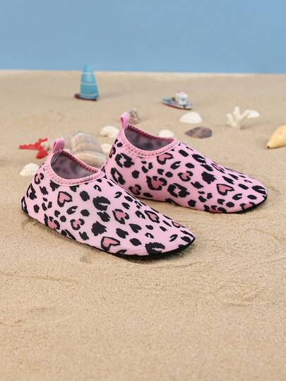1 Pair Girls' Heart & Leopard Print Casual Comfortable Flat Pink Swimming/Water Shoes, Suitable For Summer