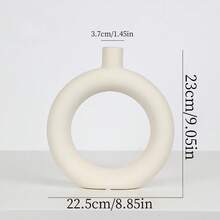 1pc Round-Shaped White Plastic Vase, A Decorative Ornament For Arranging Artificial And Dried Flowers, Suitable For Living Room Home Decor, Tabletop Decorations For New Year, Valentine's Day, Mother's Day And Middle Eastern Festivals, As Well As An Ideal Housewarming Gift. - White - View 3