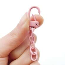 5/10/20/30件彩色喷漆钥匙扣套装，包含金属门钩和四节钥匙尾链。适用于手工DIY工艺套装、吊坠制作以及钥匙圈、钥匙链、弹簧扣和挂钩等配件。 - 鑰匙扣 - 查看 4