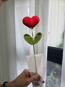 1件红色手工钩织心形花束 - 毛线花朵配绿色茎秆，情人节和母亲节礼物，特殊场合家居装饰，均码 - 彩色 - 查看 4