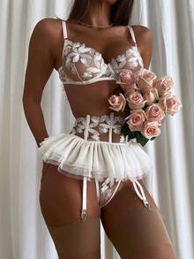 3pcs Floral Embroidered Lace Lingerie Set, Includes Camisole, Skirt And Garter Belt, White - White - View 1