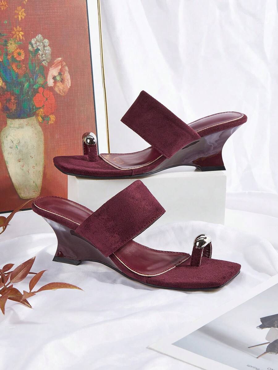 Giày sandal đế xuồng kiểu La Mã mũi vuông, chất liệu nhung màu đỏ tía tối giản, thanh lịch, trang trí kim loại, phù hợp cho tiệc tùng và đi làm. - Màu Đỏ Sâu - Xem 1