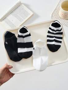 4 Pairs Women's White & Black Striped Minimalist Ankle Socks, Casual Short Socks, Suitable For All Seasons - Black and White - View 7