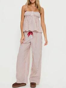 Bộ 2 món gồm áo hai dây gợi cảm có cúc cài và quần ống rộng, phong cách sinh viên năng động, hàng mới về mùa xuân/hè. - Màu be - Xem 3