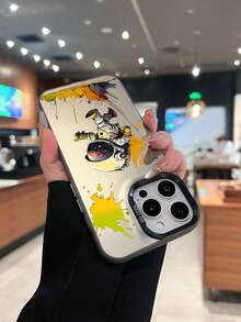 Astronauta salta con coloridas salpicaduras de pintura espacial. Esta elegante funda es compatible con los modelos  17, 16, 15, 14 Pro Max, 13, 12, 11, XR y XS Plus. Fabricada en silicona TPU, ofrece protección contra golpes y caídas, además de una sensación superior. Es un regalo ideal para familiares, amigos y seres queridos, y una opción perfecta para Año Nuevo. - Negro - Ver 4