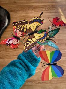 1pc Random Color Retractable Cat Teaser Wand Toy, Spring Butterfly Design, Entertaining Cat Scratching Supplies