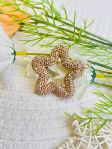 Hollow Flower Fashion Pendant Keychain, Rhinestone-Studded DIY Handmade Exquisite Clay Ornament, Car Accessory, Perfect Gift, Birthday Gift, Ideal Gift, Surprise Gift, Holiday Gift, Seasonal Gift, Gift - Multicolor - View 7