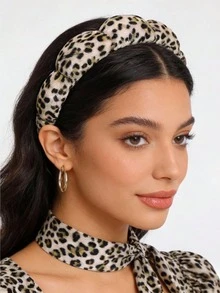 1个豹纹海绵头带，SPA头带，可用于洗脸或化妆，海绵泡泡护肤头带，方便轻便，适合派对、约会、日常使用，四季皆宜，是情人节、狂欢节等节日送礼佳品。 - 咖啡棕 - 查看 3