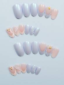 24片短款杏仁形美甲贴纸，3D蓝色海洋与金色海星设计，优雅风格美甲用品，适合女性和女孩使用