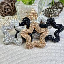 Hollow Flower Fashion Pendant Keychain, Rhinestone-Studded DIY Handmade Exquisite Clay Ornament, Car Accessory, Perfect Gift, Birthday Gift, Ideal Gift, Surprise Gift, Holiday Gift, Seasonal Gift, Gift - Multicolor - View 2