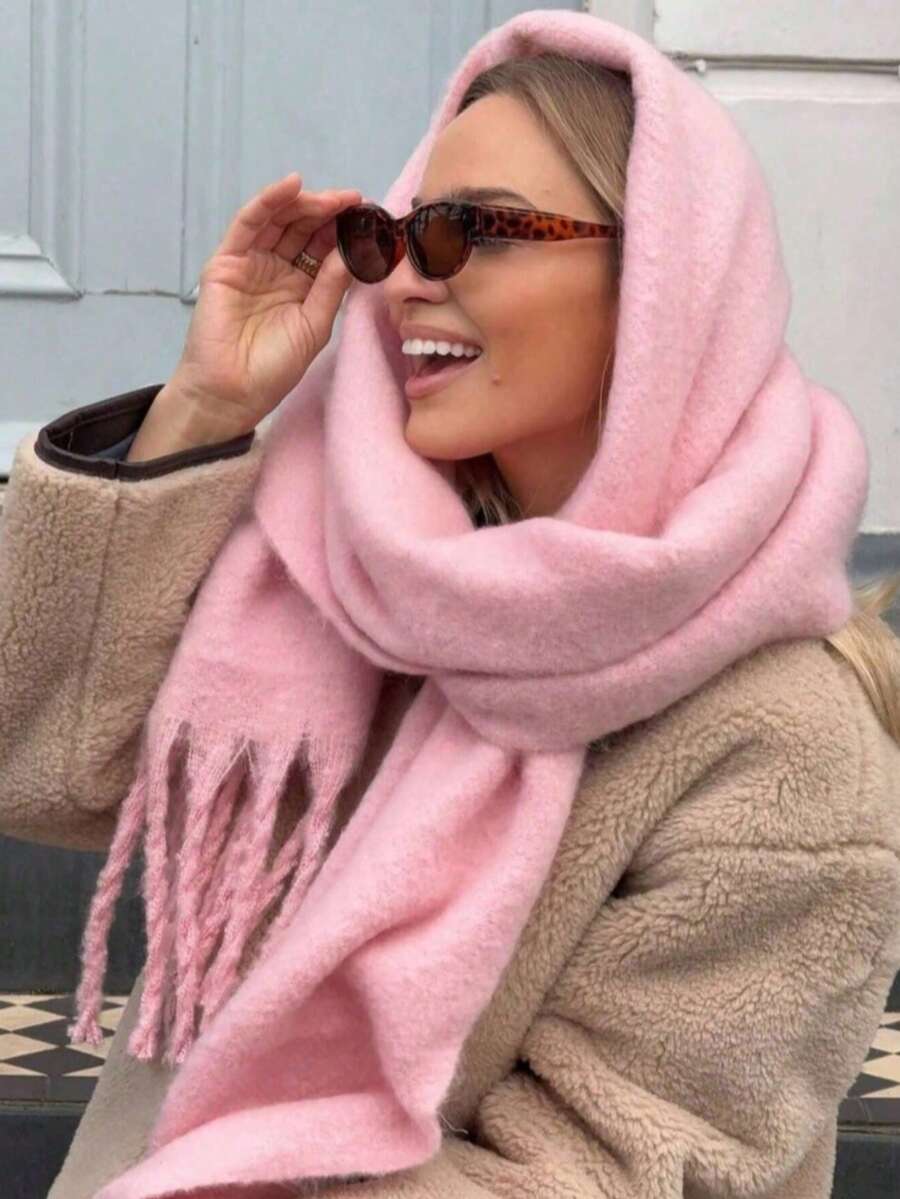 1pc Women's Casual Solid Pink Scarf, Suitable For Keeping Warm During Early Mornings And Evenings In Winter - Baby Pink - View 1