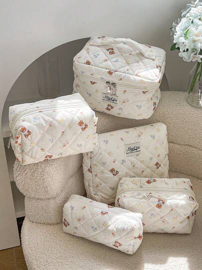 1pc Beige Floral Bow Bear Rabbit Quilted Makeup Bag, Large Capacity Portable Zipper Makeup Pouch, Suitable For Travel & Vacation, Can Store Sanitary Pads, Keys, Phones, Chargers, Lipsticks, Cosmetics, Perfumes, Makeup Brushes, Ideal Storage Bag For Skincare & Beauty Products, Suitable For Women, Students, Girls, Also A Perfect Gift For Holidays & New Year
