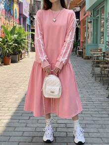 This Fashionable And Cute Crew Neck Sweatshirt Dress Features Bow And Lace Details, Very Suitable For Teen Girlto Wear In Spring, Autumn And Winter Seasons. (JH25049) - Pink - View 4