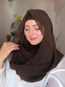 1件装女士纯色简约百搭穆斯林速戴头巾，套头式设计，方便快捷佩戴，纯色简约休闲优雅经典百搭，内置雪纺围巾，柔软雪纺面料，舒适透气，适合日常佩戴。 - instant hijab - 查看 13