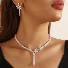 女士奢华时尚水钻首饰套装，银色蝴蝶项链耳环三件套，优雅高贵，适合婚礼、派对、节日、晚宴礼服搭配。