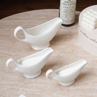 1pc Pure White Ceramic Sauce Boat, Elegant Minimalist Solid Color Ceramic Dinnerware Serving Dish Sauce Boat, Suitable For Home Kitchen Restaurant Use, Condiment Sauce Pot, Gravy, Salad Dressing, Kitchen Utensils, Gift