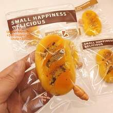 1个2026新款云朵法棍慢回弹软萌捏捏乐 - 超柔软慢回弹面包玩具，可捏可解压，可爱食欲主题指尖玩具 - 生日、情人节、复活节完美礼物 - 彩色 - 查看 5