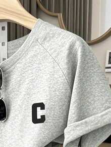 Bộ áo thun ngắn tay cổ tròn in hình hoạt hình dành cho bé gái và quần short. - Xám - Xem 3