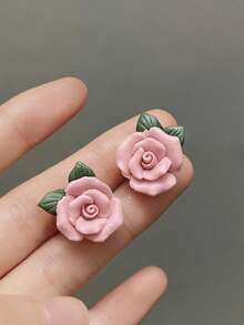 一对法式清新甜美的山茶花耳环，精致简约，时尚优雅，高端设计，百搭小众，气质出众，适合女士在新年、情人节、日常场合和节日佩戴。 - 彩色 - 查看 1