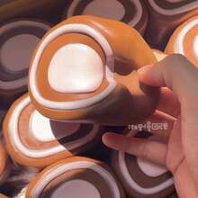 1个病毒式巴斯克脏卷慢回弹柔软可爱玩具 | 超柔软类肤质成人减压玩具 | 抗焦虑挤压道具 - 彩色 - 查看 6