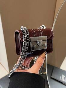 1个手提包新款时尚简约迷你小丑包漂亮珍珠华丽派对日常购物迷你单肩斜挎腋下链条包口红包，适合约会、旅行、玩乐时尚后粉饼包口多用途，时尚小丑迷你斜挎小方包。 - 酒紅色 - 查看 8