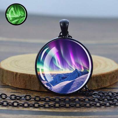 Northern Lights Creative Glow-In-The-Dark Glass Pendant Necklace