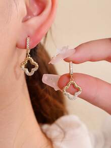 1 Đôi bông tai hình hoa thời trang và thanh lịch, mạ vàng 18K đính đá Cubic Zirconia, tinh tế và sáng bóng, phù hợp cho phụ nữ đeo hàng ngày, dự đám cưới, tiệc tùng, làm quà tặng kỷ niệm, cũng rất tuyệt vời làm quà Giáng sinh mùa đông. - bông tai - Xem 13