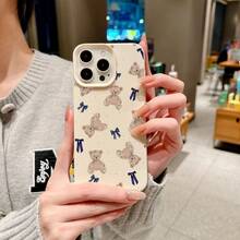1pc Classic Teddy Bear Bow Knot Litchi Texture TPU Protective Case, Compatible With Apple 17 16 15 14 13 12 11 Plus Pro Max Series, Personalized Ins Style Protective Cover, Minimalist TPU Anti-Drop Fashion Protective Case, High Aesthetic Design, Birthday Gift, Holiday Gift - Beige - View 1