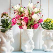 16.93英寸人造郁金香花束，5朵花，仿真郁金香点缀浆果，适合家居、办公室、婚礼和派对装饰，母亲节和情人节礼物 - 彩色 - 查看 9