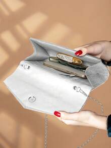 REMANLAND 1件优雅褶皱亮面女士手提包，时尚魅力女士晚宴钱包，信封式手拿包，带隐藏式卡槽和隔层，配有可拆卸金属链的单肩包，是派对女孩、新娘和节日礼物的理想之选。 - 銀色 - 查看 7