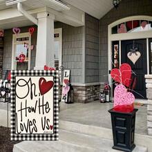 1pc Valentine's Day Heart Print Garden Flag, Suitable For Outdoor Dates, Parties, House Entrance Decor, Eye-Catching Heart Pattern Creates A Romantic Atmosphere, Serves Both Decorative And Welcoming Functions, An Ideal Choice For Valentine's Day Outdoor Scenes - Multicolor - View 3