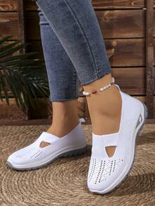 Plus Size Women's Breathable Mesh Slip-On Casual Shoes, Lightweight Soft Sole Comfortable Walking Shoes For Daily Wear, Summer - White - View 6