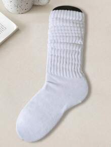 3 Pairs Women's Solid White Crew Socks, Versatile