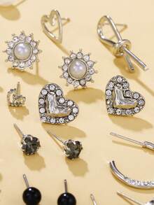 30 Pairs Punk Metal Heart Bowknot Stud Earrings For Girls Fashion Simulated Pearls Butterfly Shiny Drop Earrings Accessories Party Show Jewelry Gifts - Multicolor - View 6