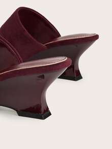 Giày sandal đế xuồng kiểu La Mã mũi vuông, chất liệu nhung màu đỏ tía tối giản, thanh lịch, trang trí kim loại, phù hợp cho tiệc tùng và đi làm. - Màu Đỏ Sâu - Xem 5