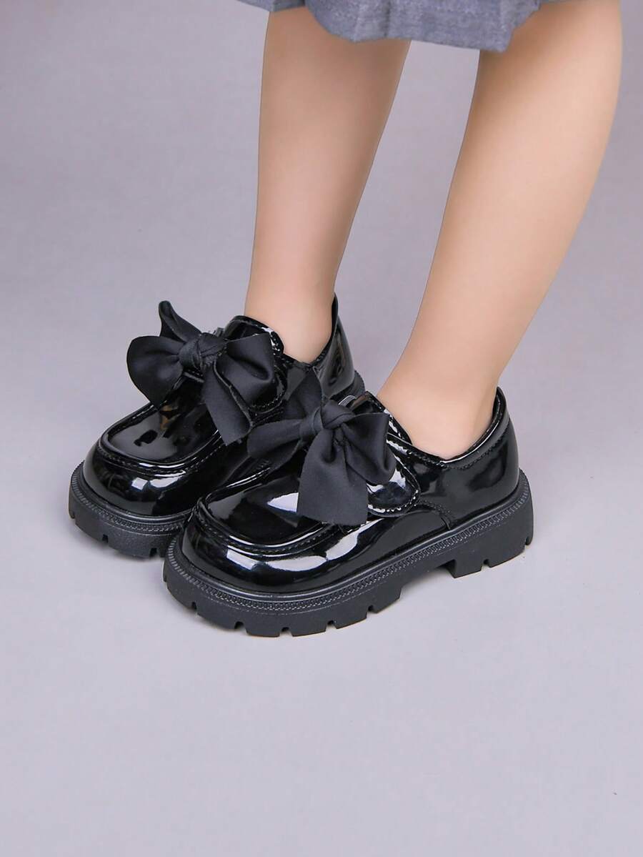 2026 Spring/Autumn New Girls Leather Shoes, Little Girls Princess Shoes, Loafers, Kids Shoes, Infant Shoes, Suitable For All Seasons - Black - View 1