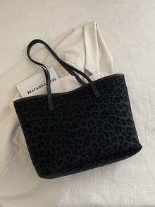 Bộ 2 túi tote da giả họa tiết da báo dung tích lớn, có quai xách đôi, lý tưởng cho việc đi làm, đi học hoặc đi làm. Chiếc túi tote rộng rãi, nhẹ nhàng này kết hợp phong cách thường ngày cổ điển và phong cách công sở. Rất phù hợp cho phụ nữ trẻ, sinh viên đại học và những người đi làm, dễ dàng thích ứng với môi trường làm việc, mùa tựu trường, cuộc sống học sinh/sinh viên và du lịch nghỉ lễ. Một chiếc túi tote thời trang có khóa kéo. - màu đen - Xem 5